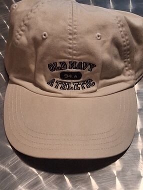 Old Navy Athletic Men's Beige Baseball Cap